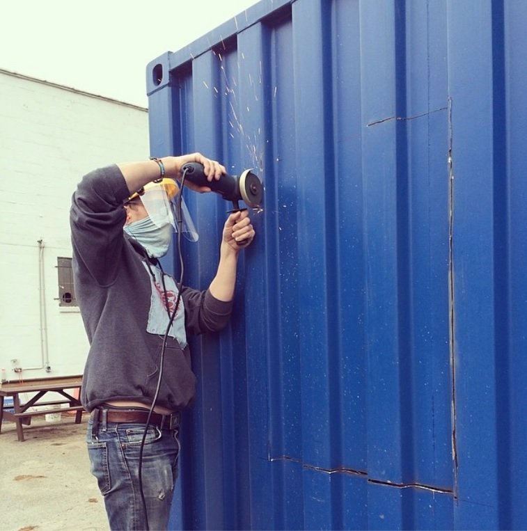 Cutting into container